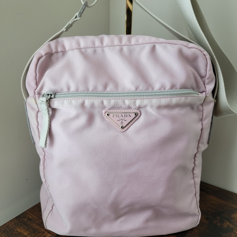 SALE🎉 Authentic Pink Prada crossbody Bag with Authencity Card - Picture 4 of 16